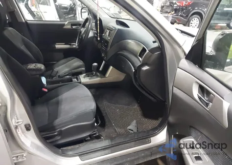 2010 Subaru Forester 2.5X Premium из США, поврежденный, VIN JF2SH6CC6AH746502